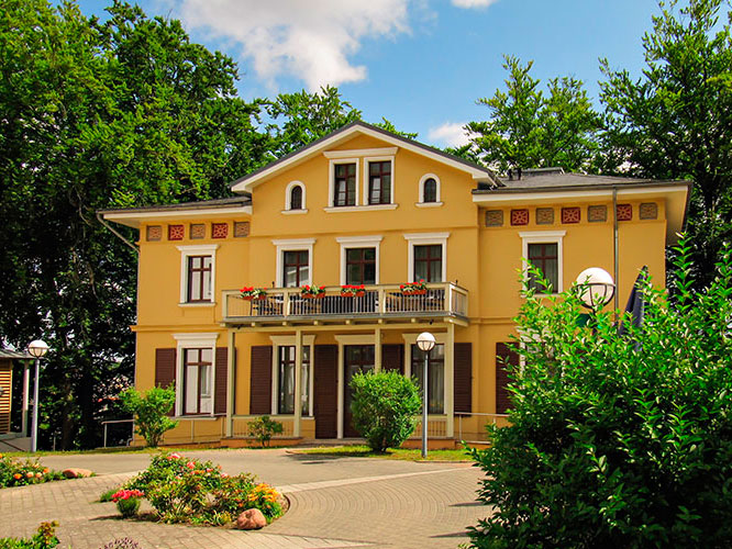 Frontansicht der Villa Stella Maris